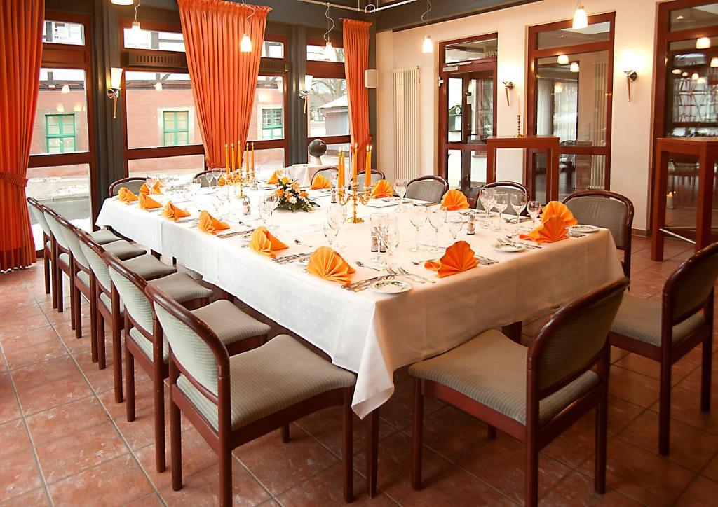 Parkhotel Goldlinde Bodenwerder Εξωτερικό φωτογραφία